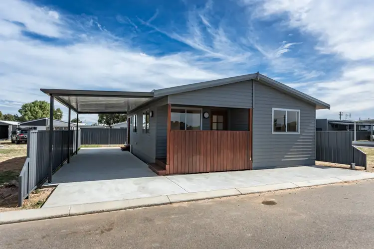 4 Bosley Street