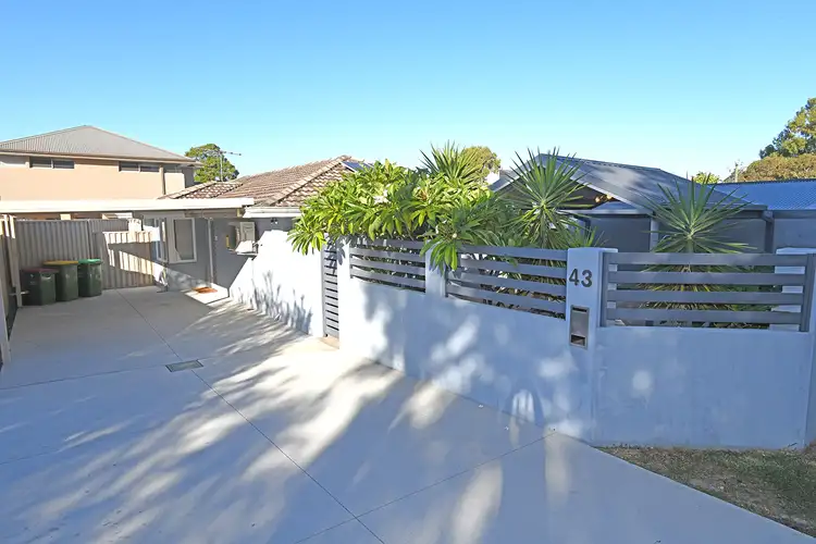 43 Ochiltree Way