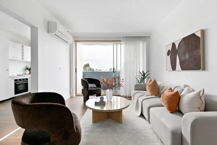 6 Mckay Street