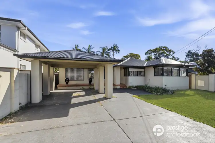 24 Governor Macquarie Drive
