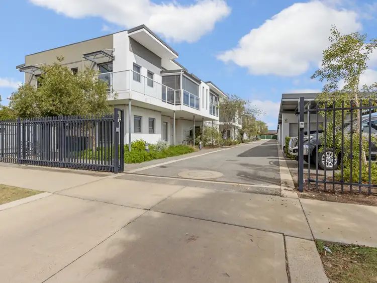 13 Spring Avenue