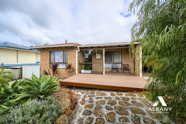 1 Taylor Street
