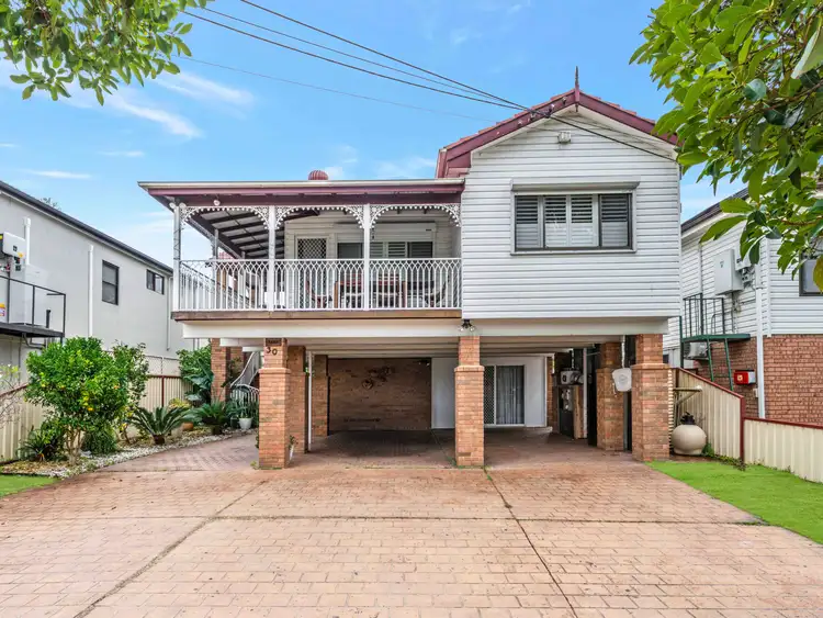 30 Knight Street