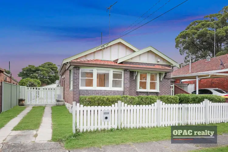 5 Arthur Street