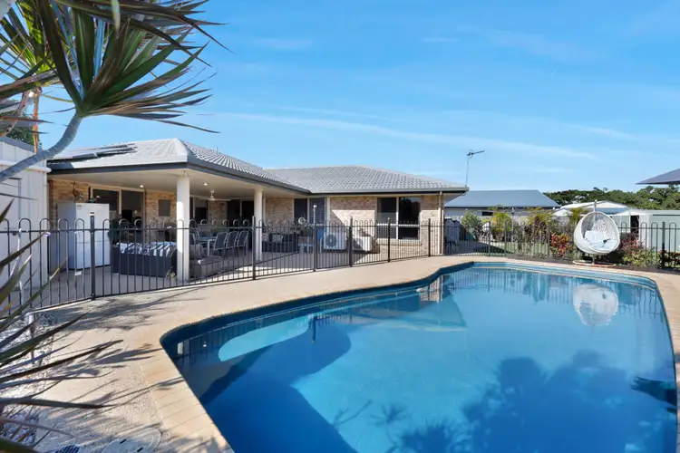 6 Hokins Court
