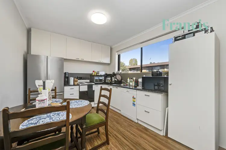 33c Marshall Street