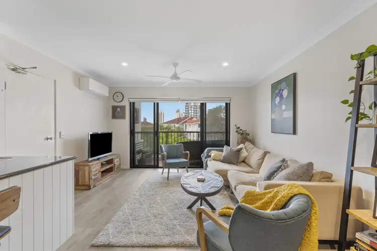 16-24 Purli Street