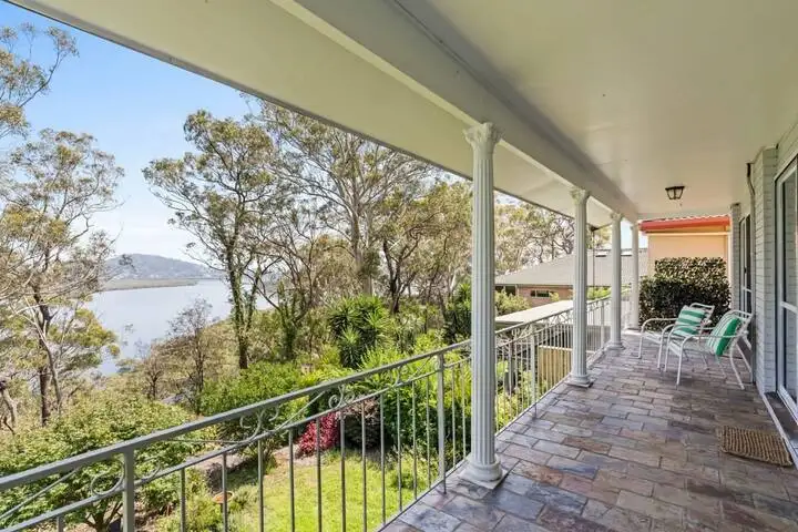 121 Empire Bay Drive