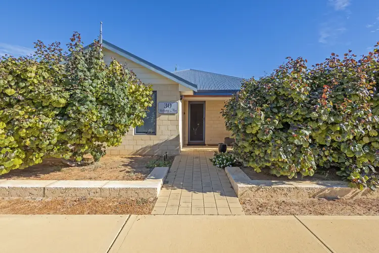 30 Bettong Avenue