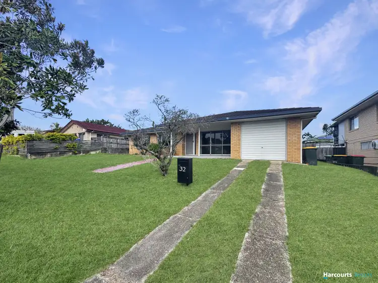 32 Ridgewood Road
