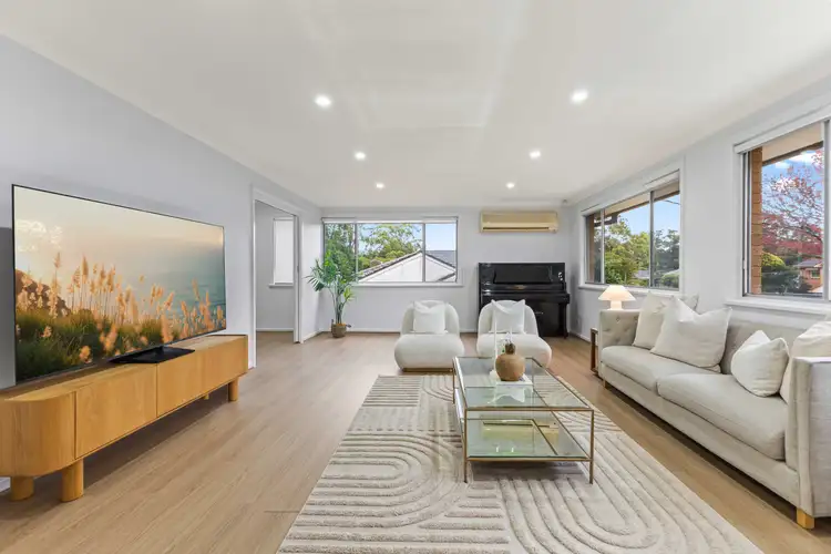 20 Lutanda Close
