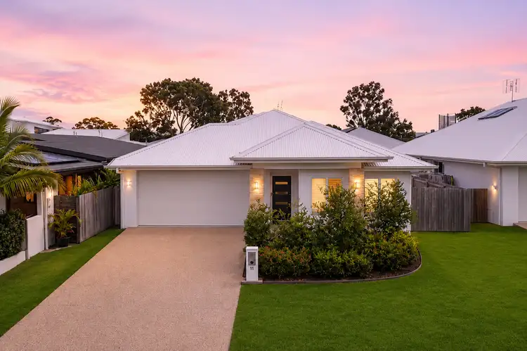 11 Caddy Lane