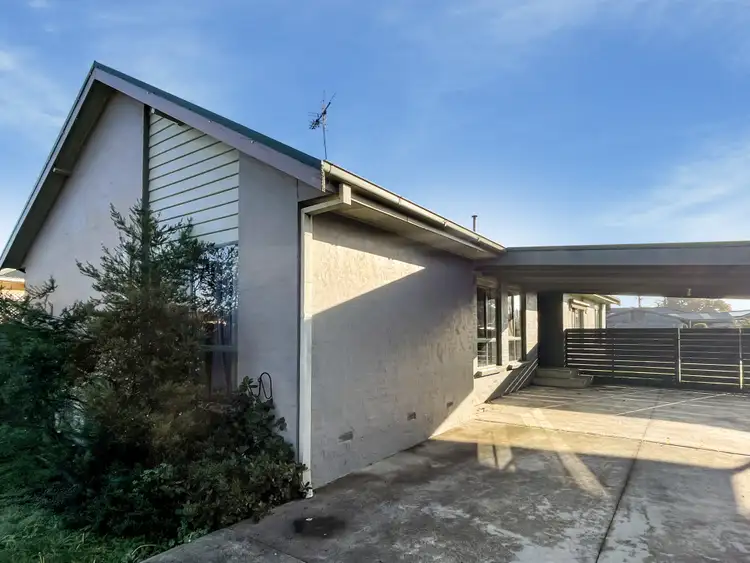 20 Georgesay Court