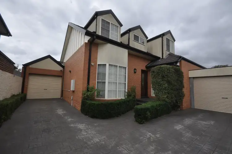 2/33 Stewart Road