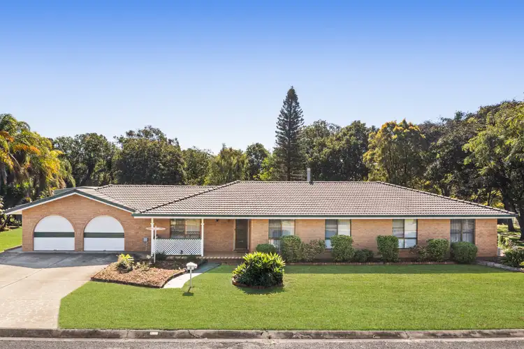 8 Shorelands Drive