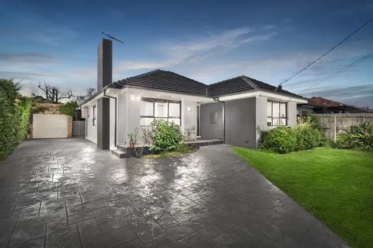 7 Devoy Street