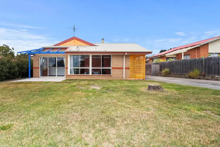 3 Manion Close