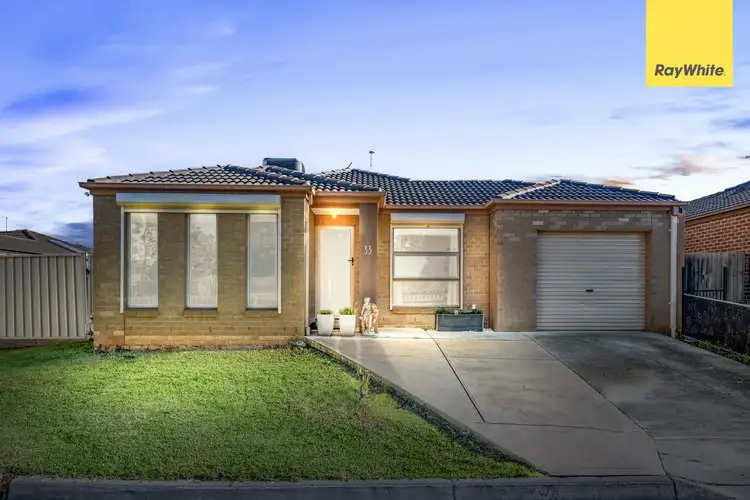 20-22 Roslyn Park Drive