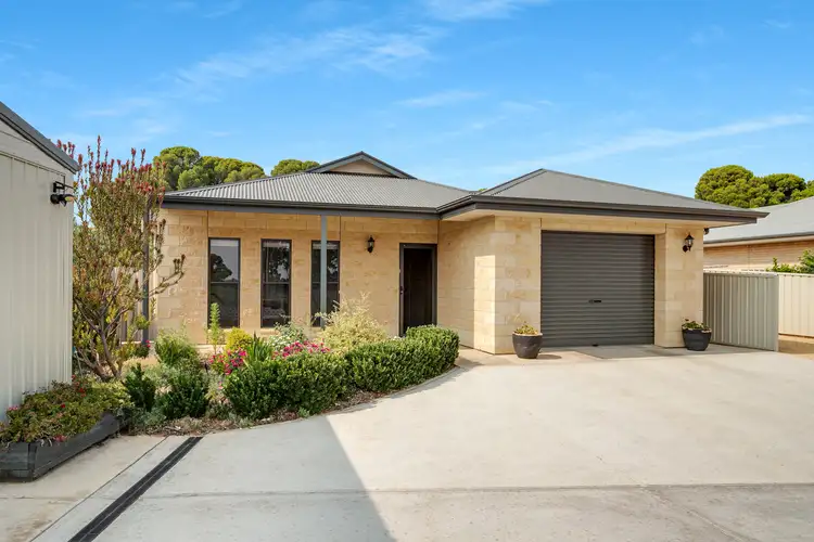 236G Edward Road