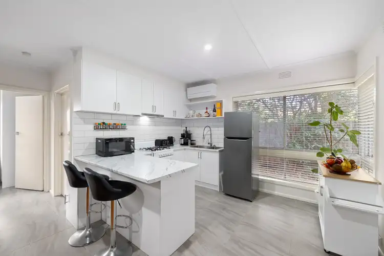 10 Fairview Grove