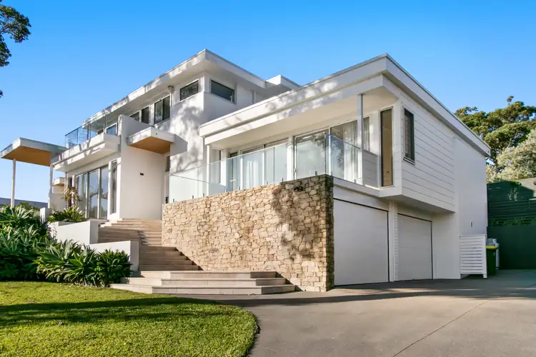 13 Loch Lomond Crescent
