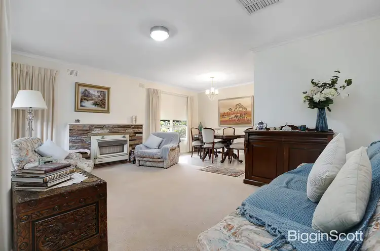 16 Margate Crescent