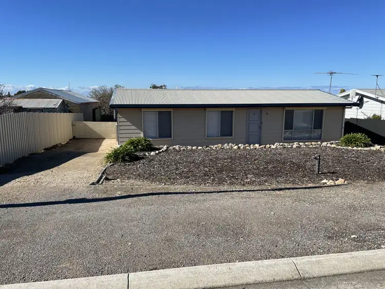 4 Young Avenue