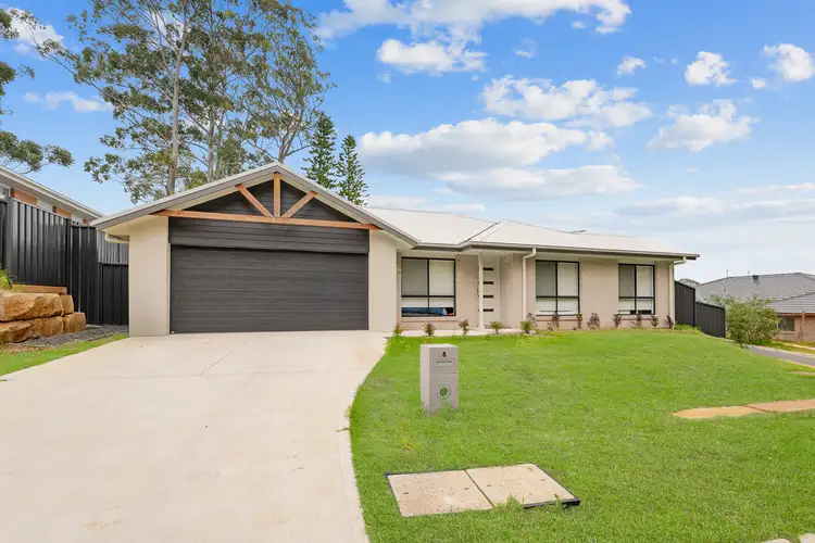 5 Nut Bush Drive