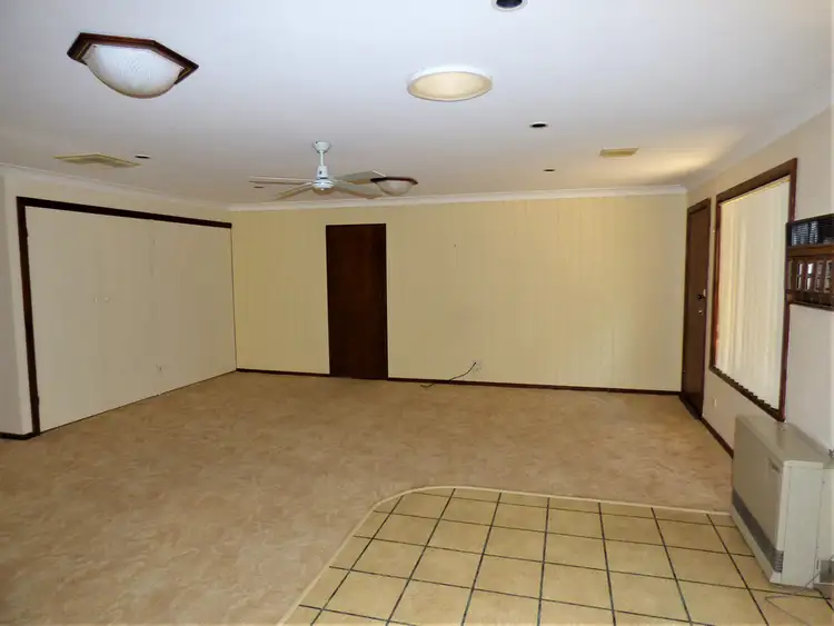 Seventh view of Homely house listing, 40 Blackett Avenue, Young NSW 2594