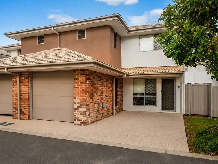 8 Whitehorse Road