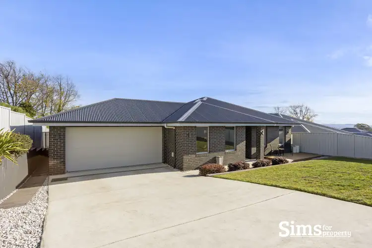 38 Tenzing Drive