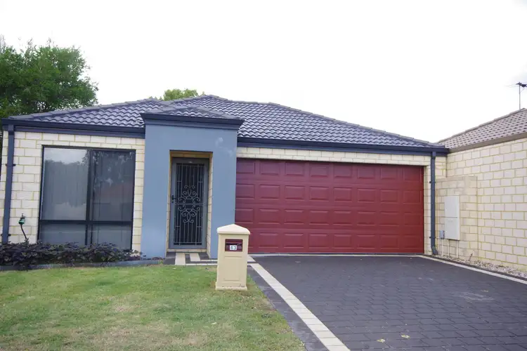 43 Markham Way
