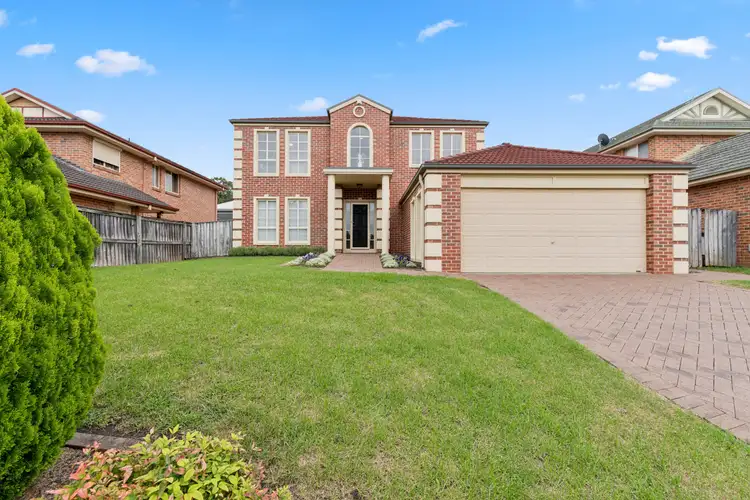 10 Robins Creek Drive