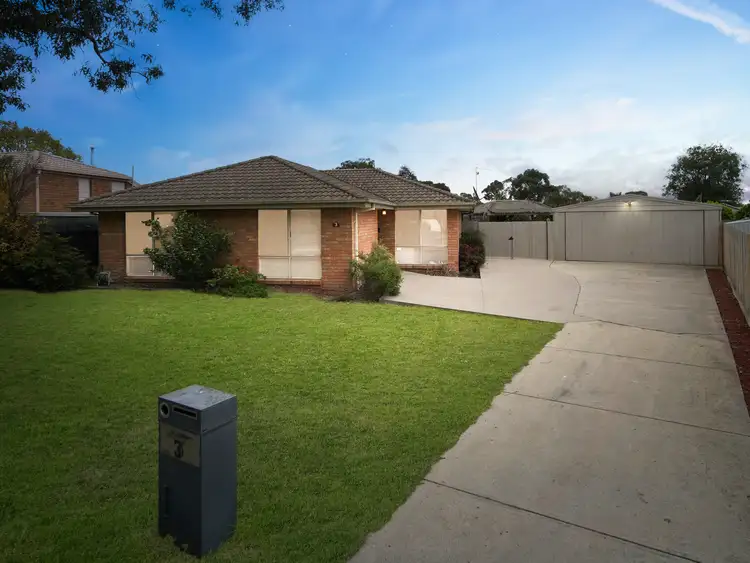 3 Dowd Court