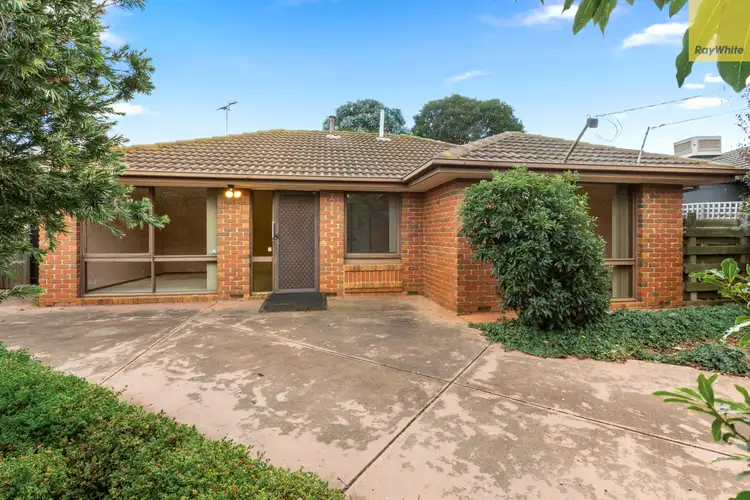 15 Sturt Road