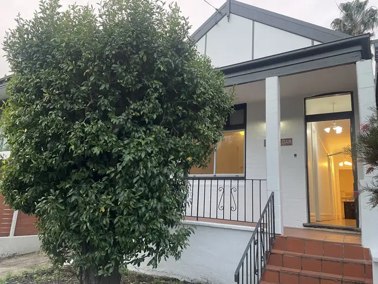 95 Foster Street