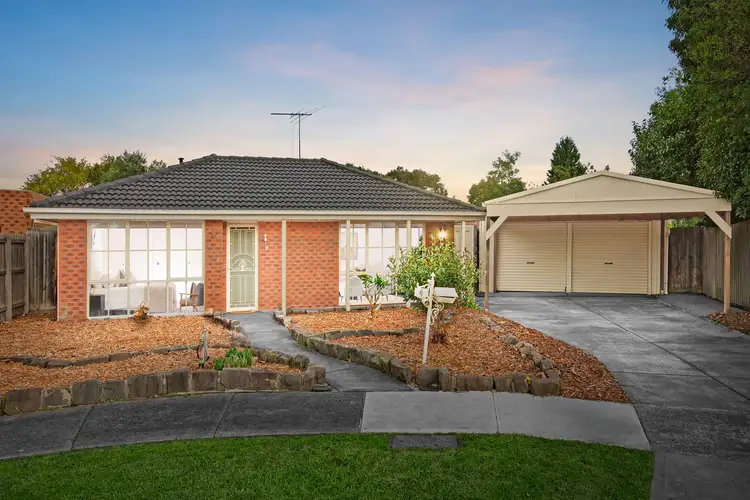 4 Cuneo Court
