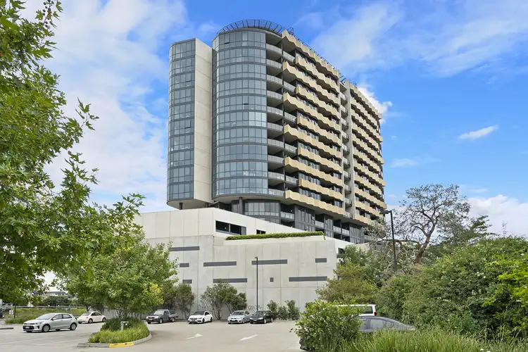 781-807 Dandenong Road
