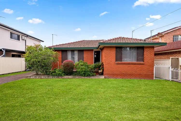 7 Wyong Street