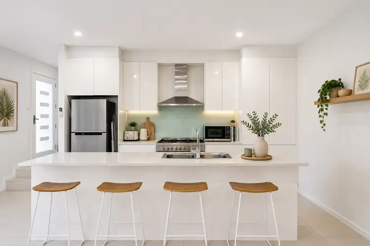 2 Troon Avenue
