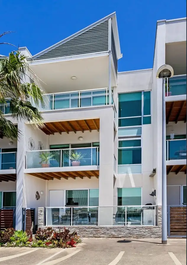 11 Tarni Court