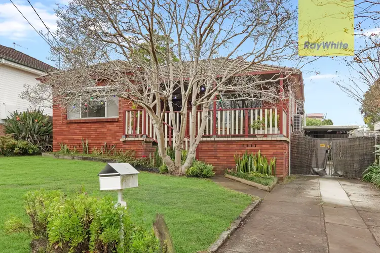 9 Swan Street