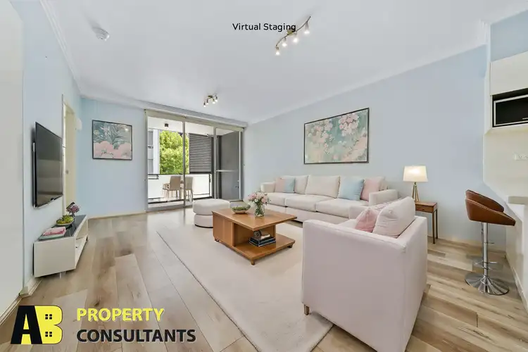 7F Parkes Street