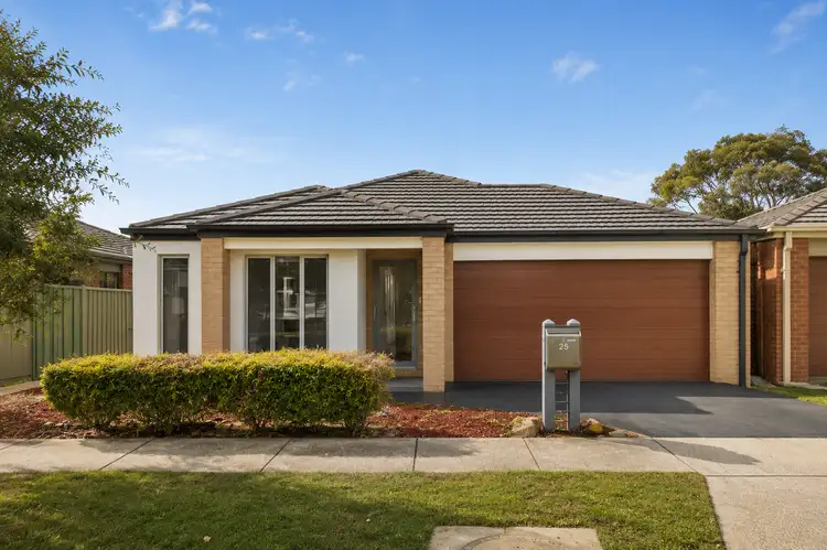 25 Stonehill Drive