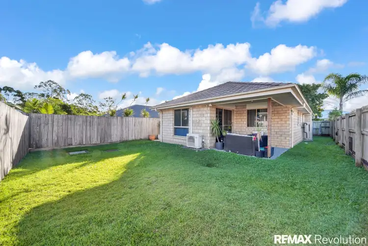 14 Sunstone Avenue