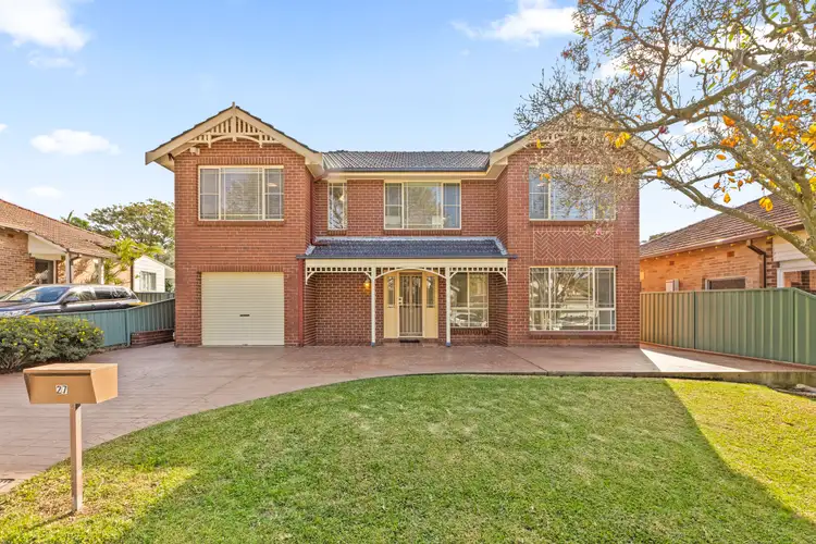 27 Prince Edward Street