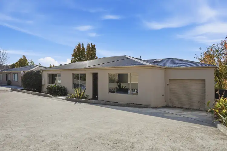 4/7B Tavistock Road