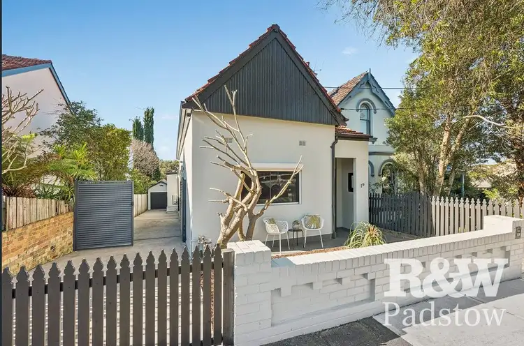 19 Blairgowrie Street