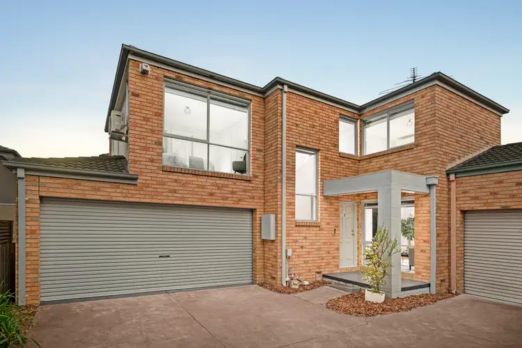 8 Fortuna Street