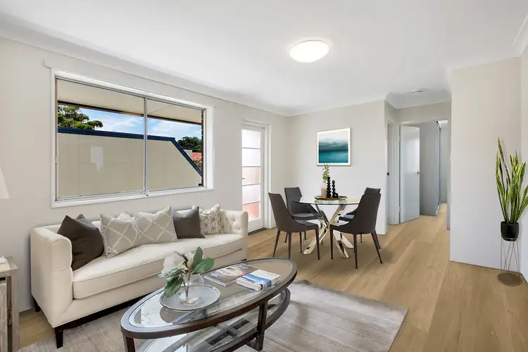 12 Dine Street